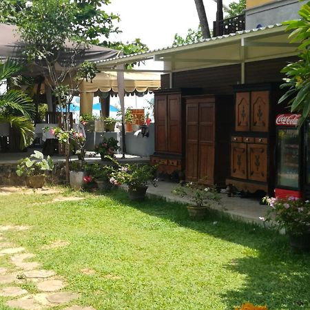 The Villa Hotel Unawatuna Buitenkant foto