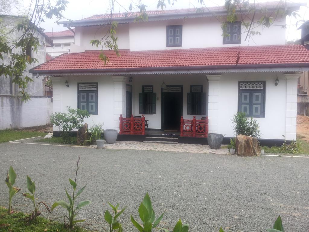 Sunray Villa And Resort Unawatuna Buitenkant foto