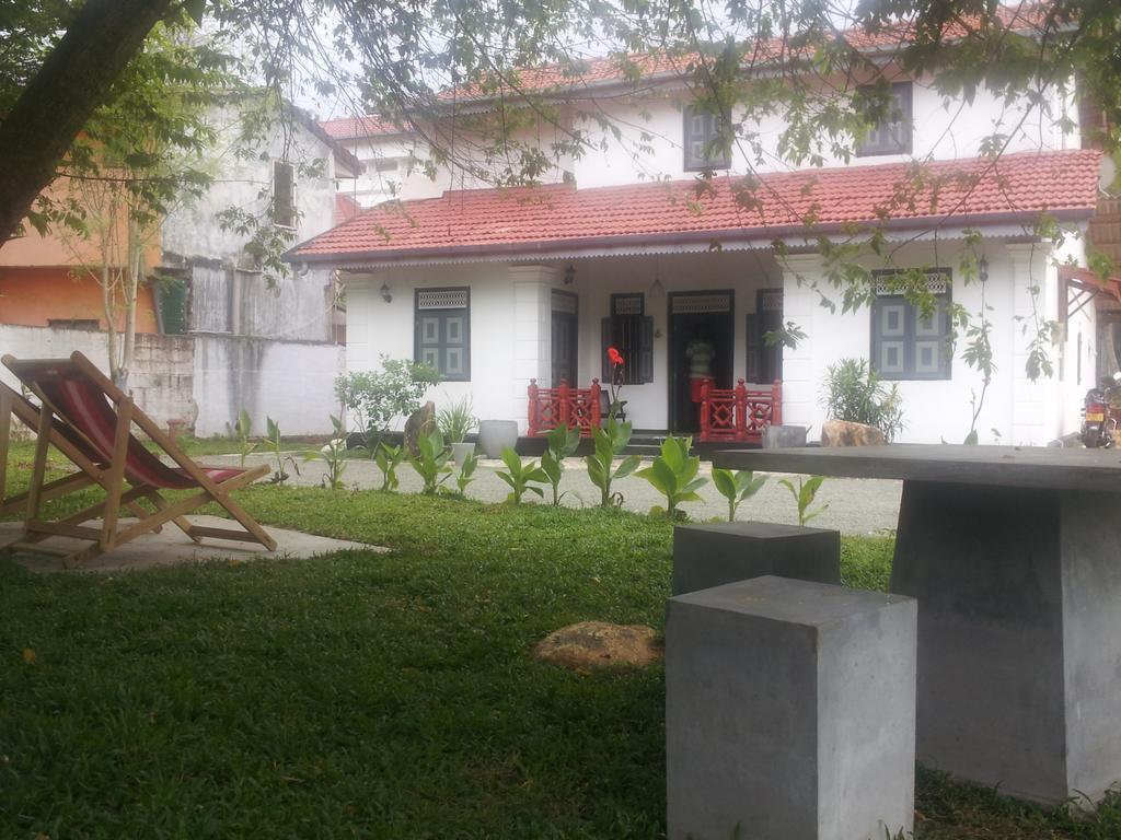 Sunray Villa And Resort Unawatuna Buitenkant foto